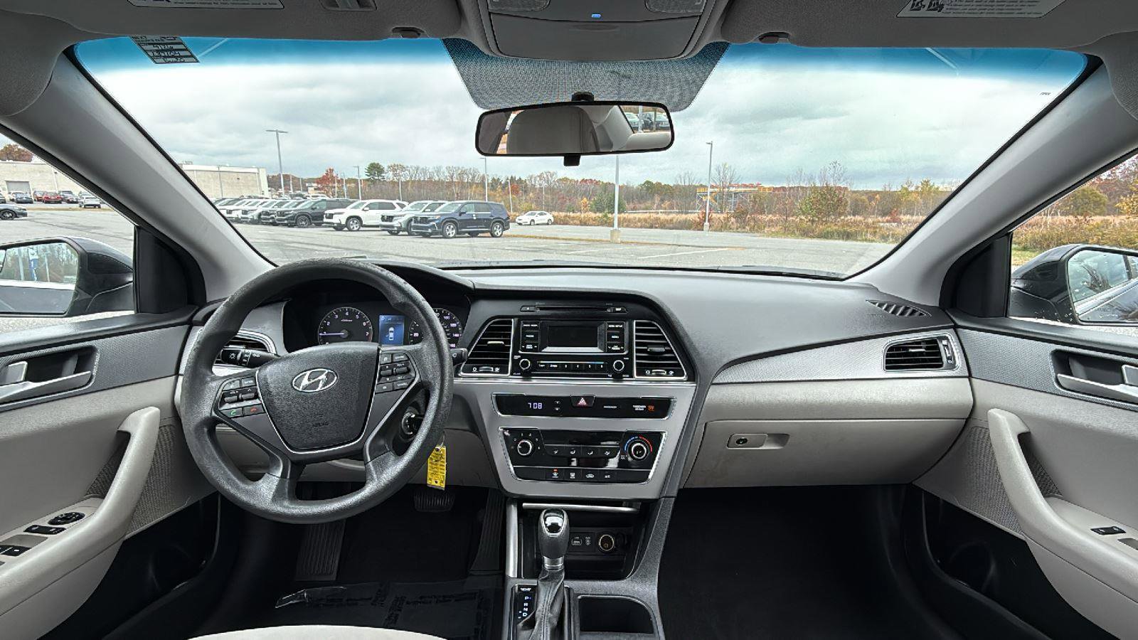 Used 2017 Hyundai Sonata SE image 25