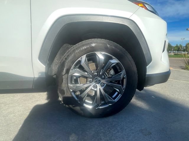 Used 2023 Toyota RAV4 Limited AWD/4WD image 33