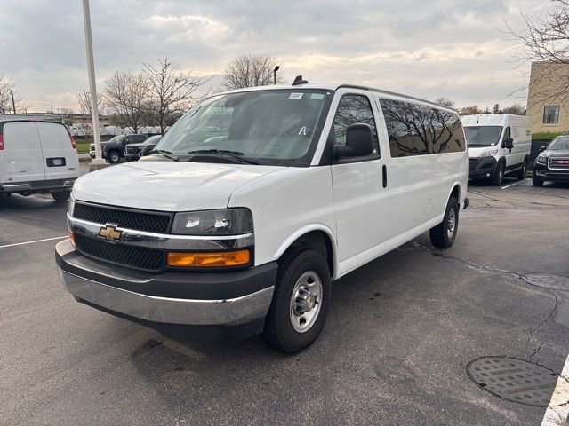 Used 2024 Chevrolet Express 3500 LT w/ LT Preferred Equipment Group RWD image 8