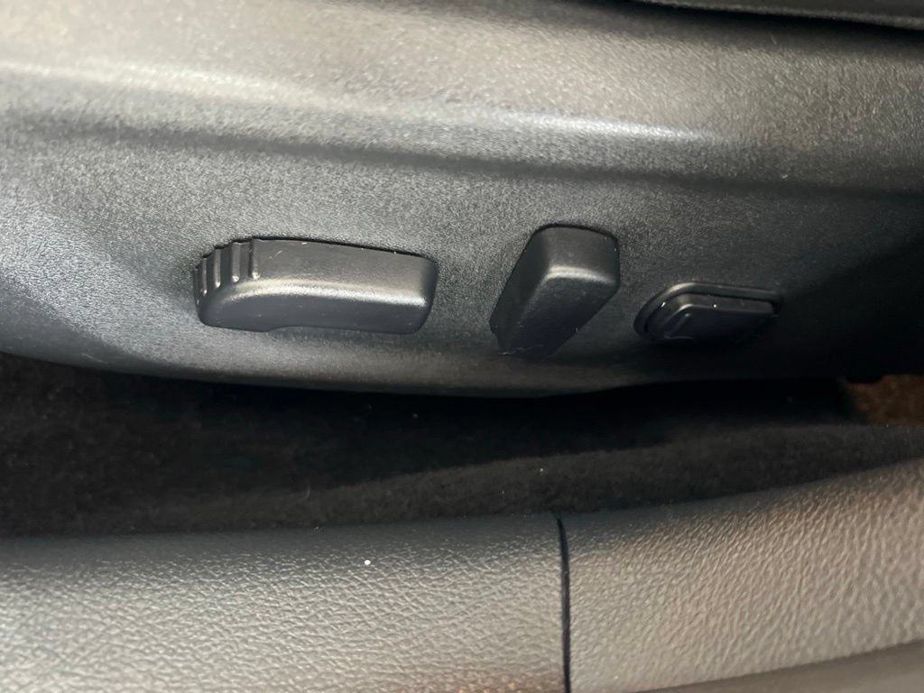 Used 2020 Nissan Sentra SR w/ Premium Package FWD image 44