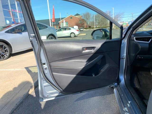Used 2020 Toyota Corolla LE image 11