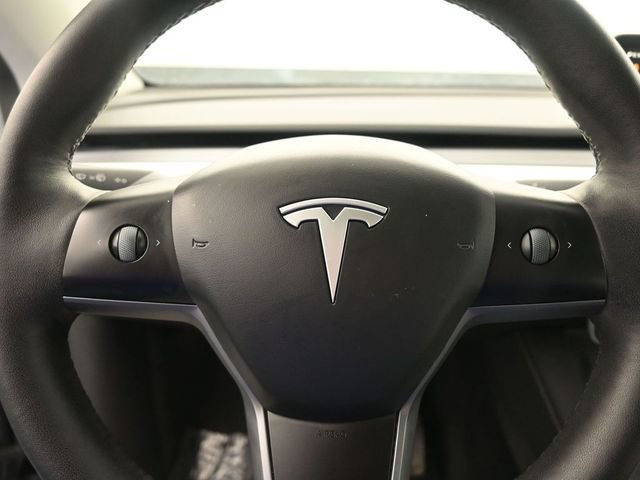 Used 2023 Tesla Model Y Long Range image 32