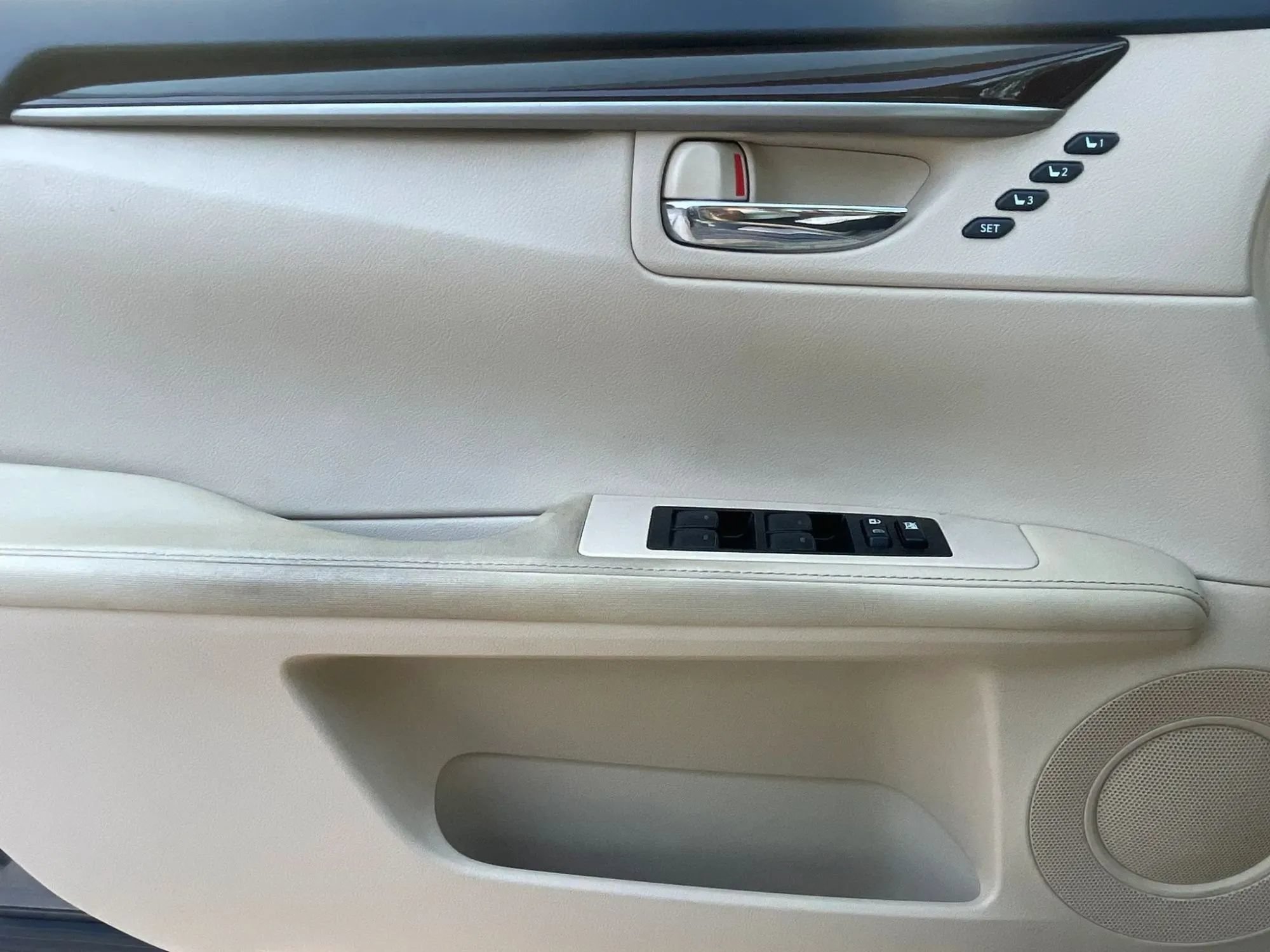 Used 2013 Lexus ES 350 w/ Luxury Pkg FWD image 40
