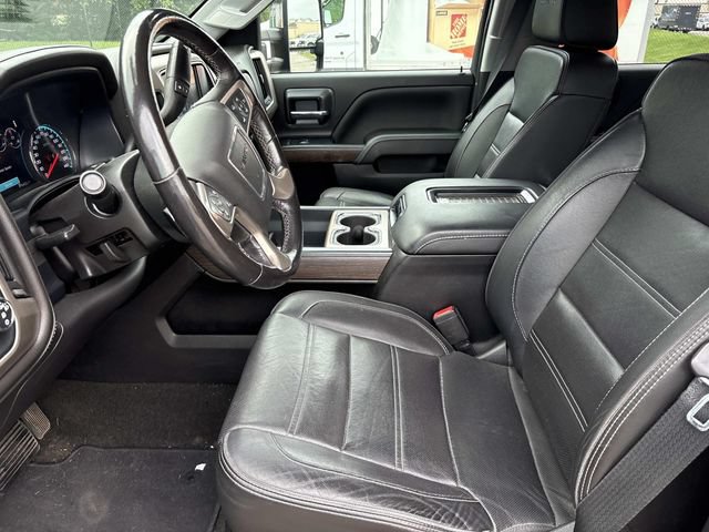 Used 2018 GMC Sierra 2500 Denali w/ Duramax Plus Package AWD/4WD image 11