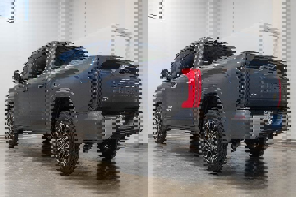 Used 2023 Toyota Tundra Limited w/ Power Package image 7