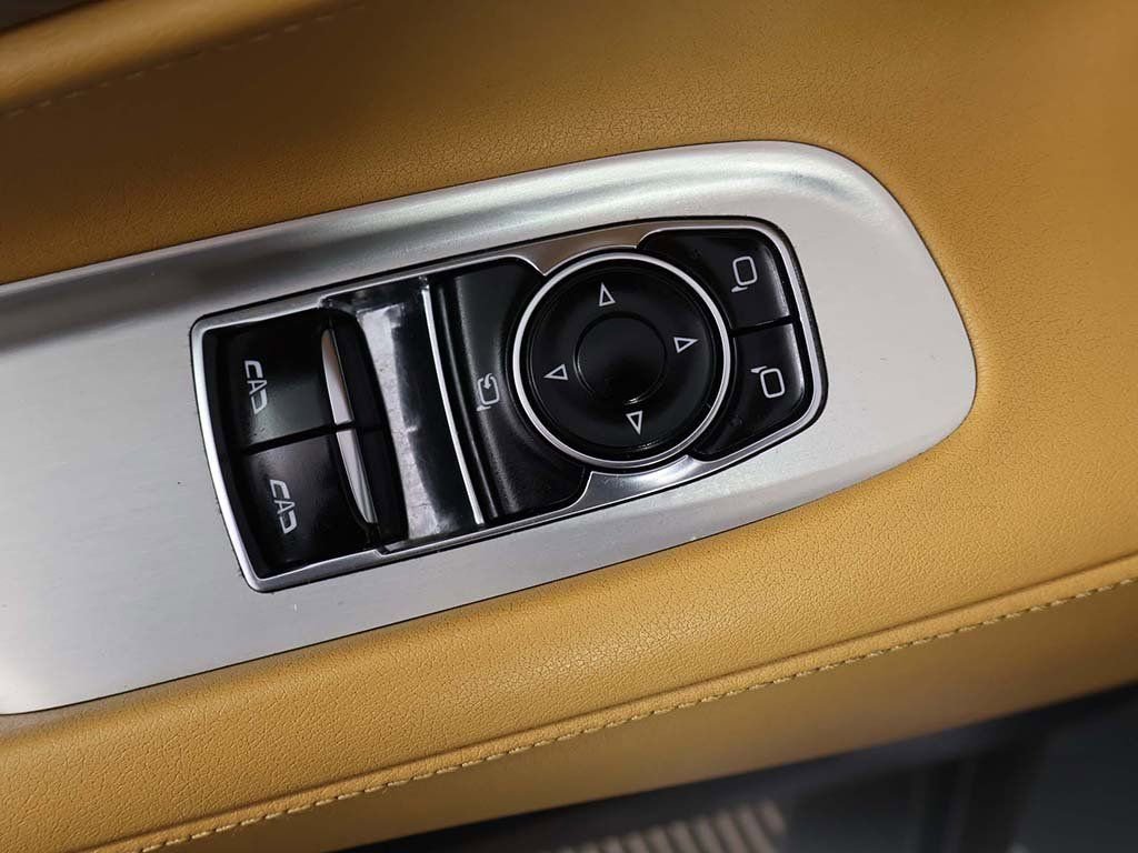 Used 2022 Chevrolet Corvette Stingray Preferred Cpe w/ Z51 Performance Package image 31