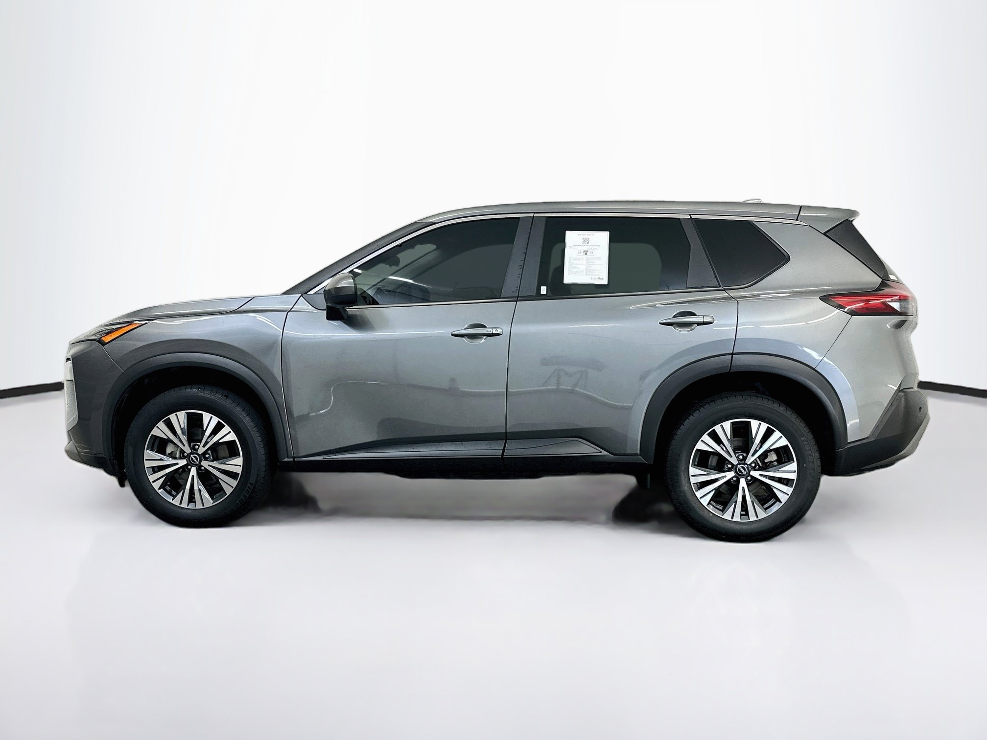 Used 2023 Nissan Rogue SV AWD/4WD image 4