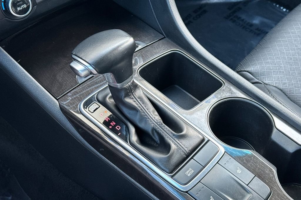 Used 2018 Kia Optima EX image 24