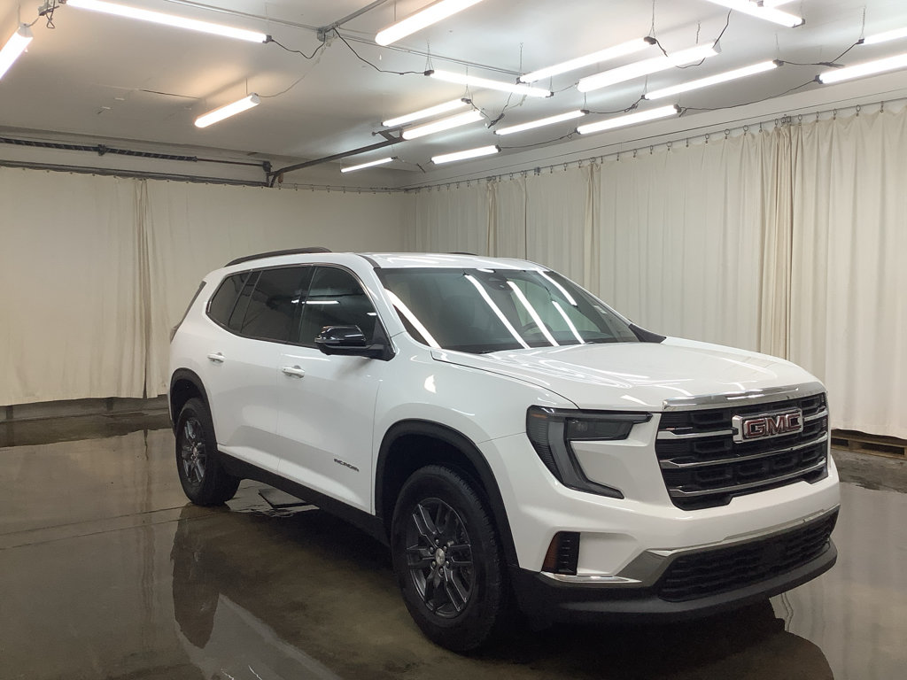 Used 2025 GMC Acadia Elevation FWD image 3