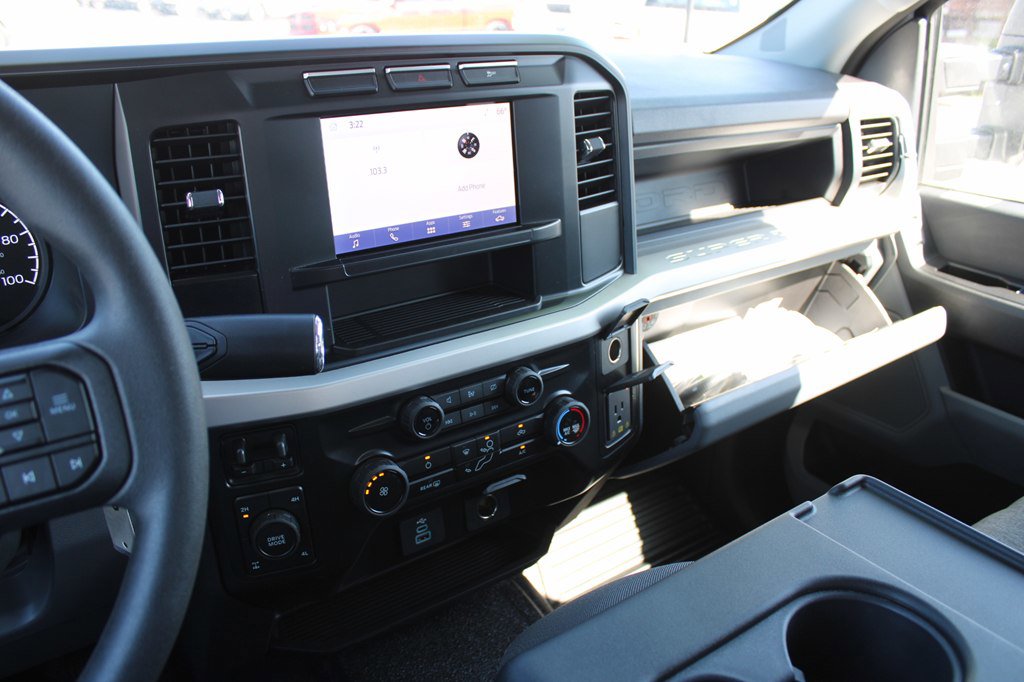 Used 2024 Ford F350 XL w/ XL Chrome Package image 30