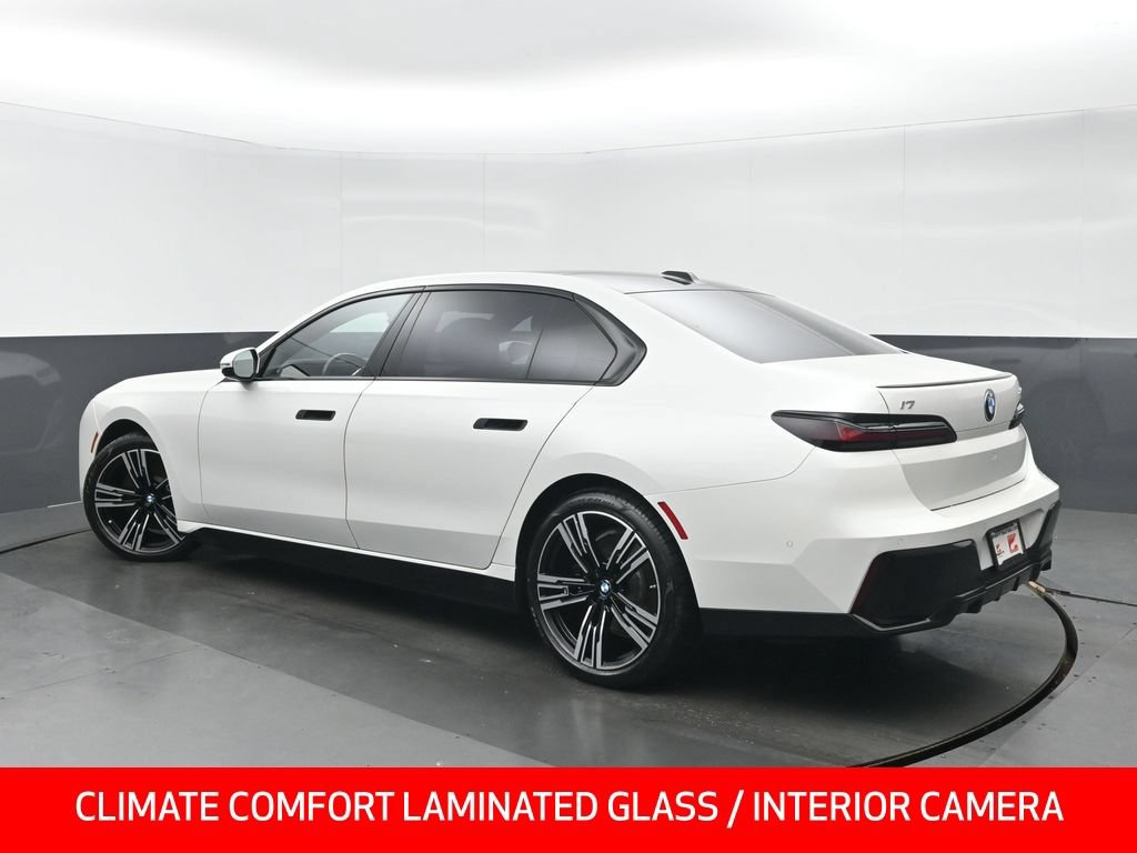 Used 2023 BMW i7 xDrive60 AWD/4WD image 5