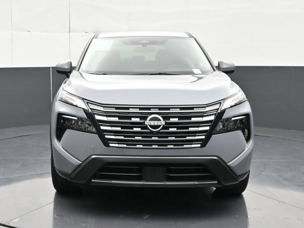 Used 2026 Nissan Rogue SV FWD image 8