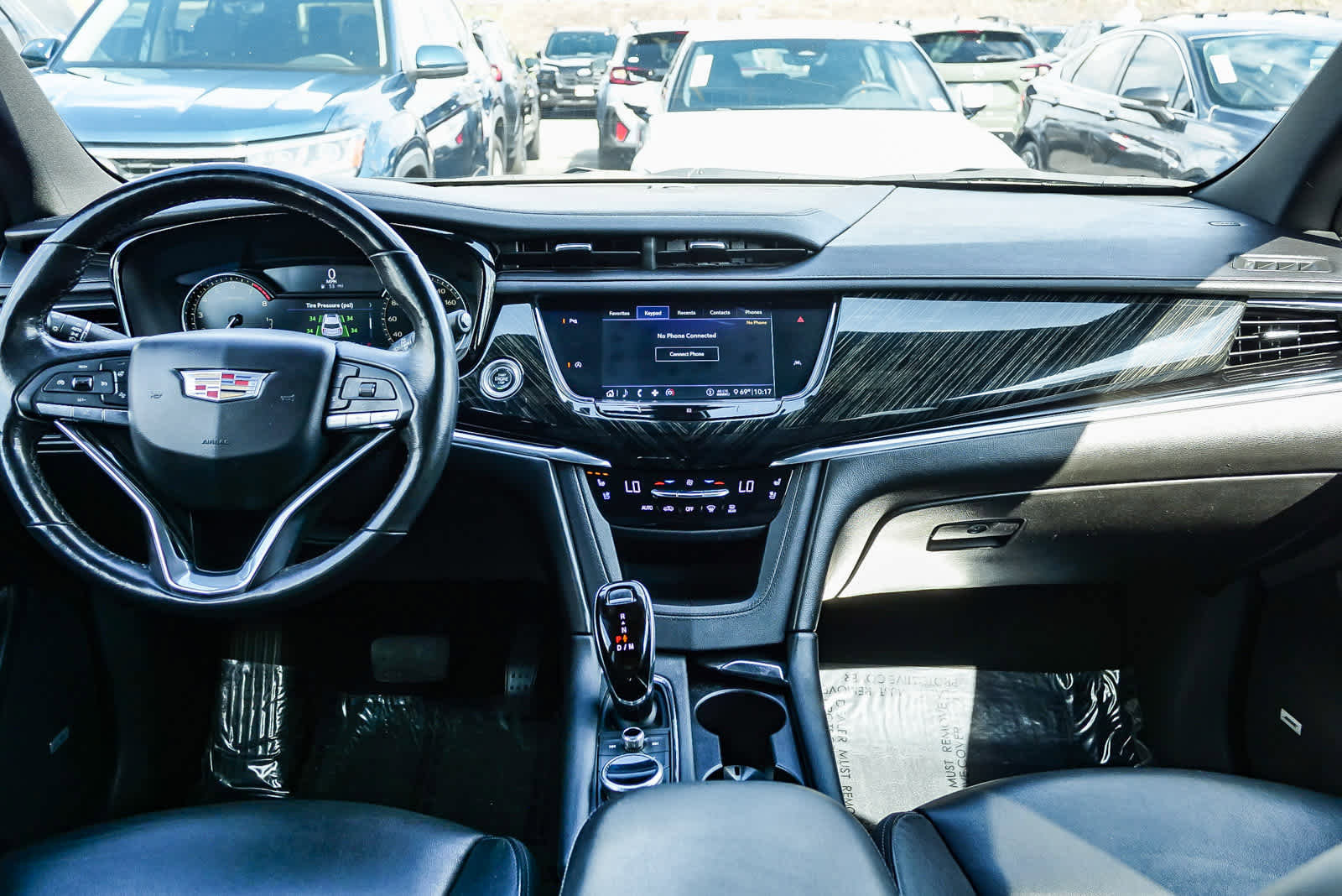 Used 2020 Cadillac XT6 Premium Luxury image 12