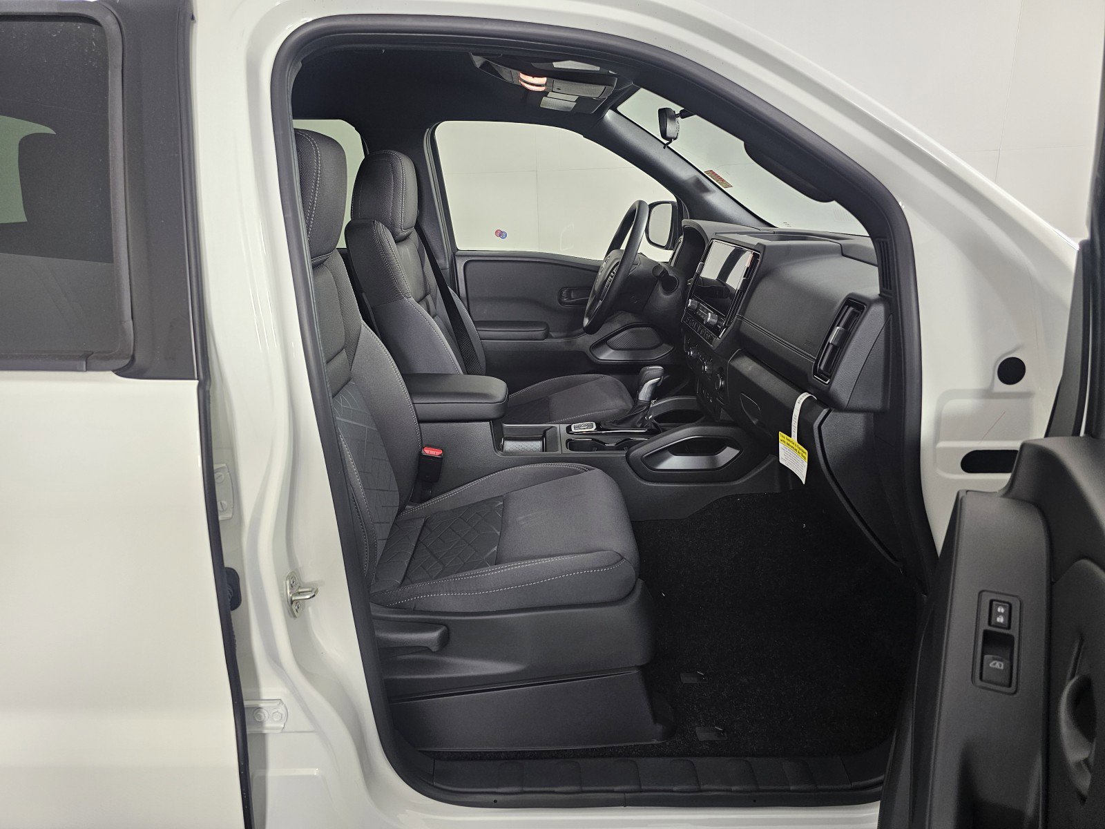 New 2026 Nissan Frontier SV image 12