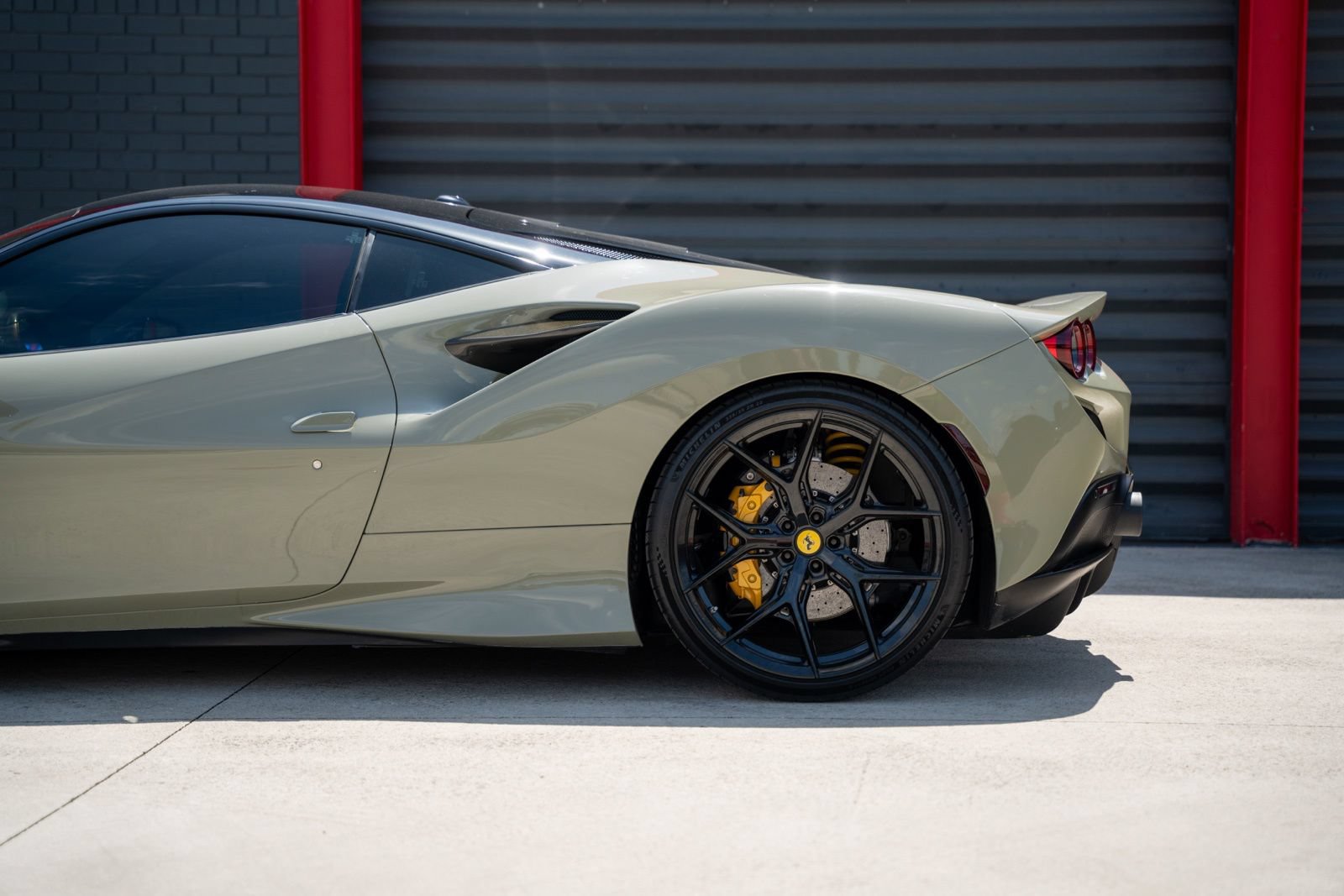 Used 2020 Ferrari F8 Tributo RWD image 16