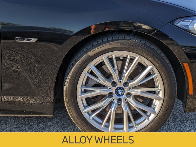 Used 2023 BMW 330e w/ Driving Assistance Package image 13