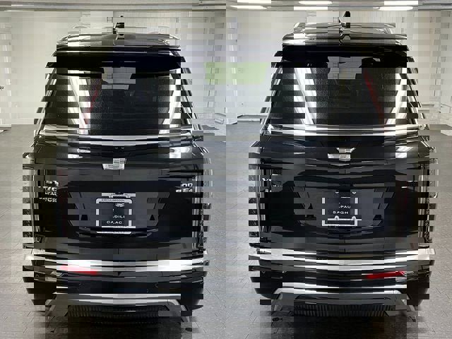 New 2026 Cadillac Vistiq Luxury w/ LPO, Floor Liner Package image 5