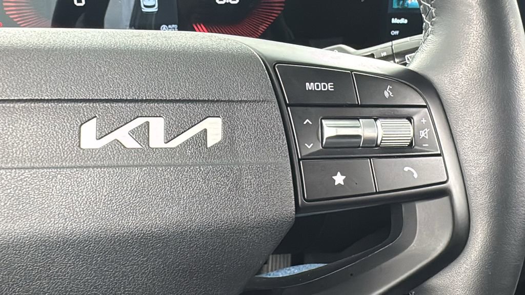 Used 2026 Kia Sportage EX image 23