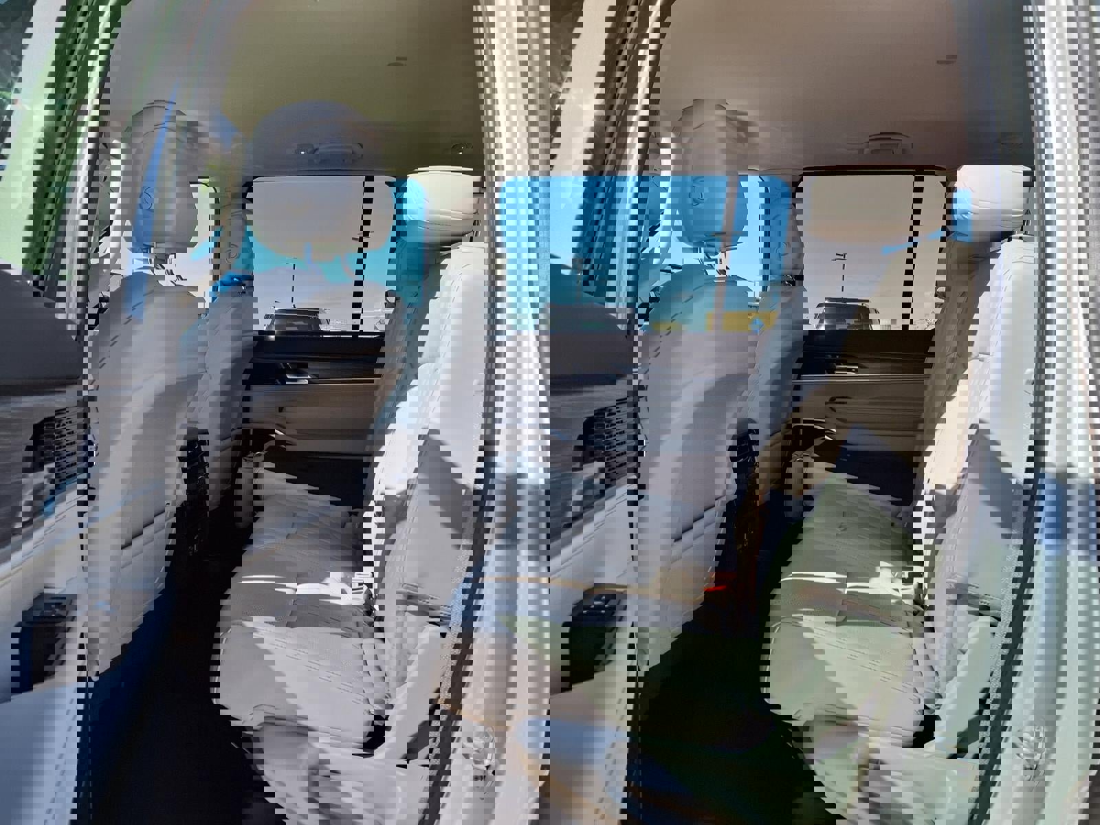 Certified 2023 Jeep Wagoneer Series III w/ Preferred Equipment Group image 26