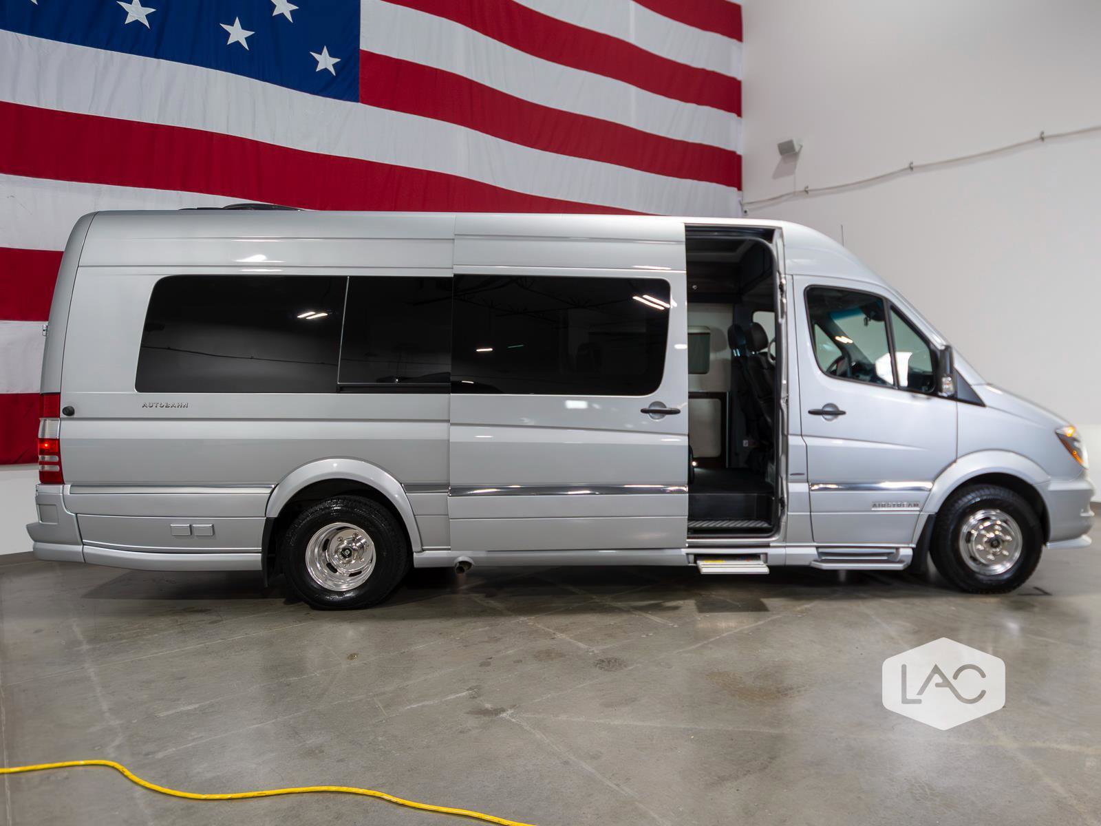 Used 2015 Mercedes-Benz Sprinter 3500 image 24