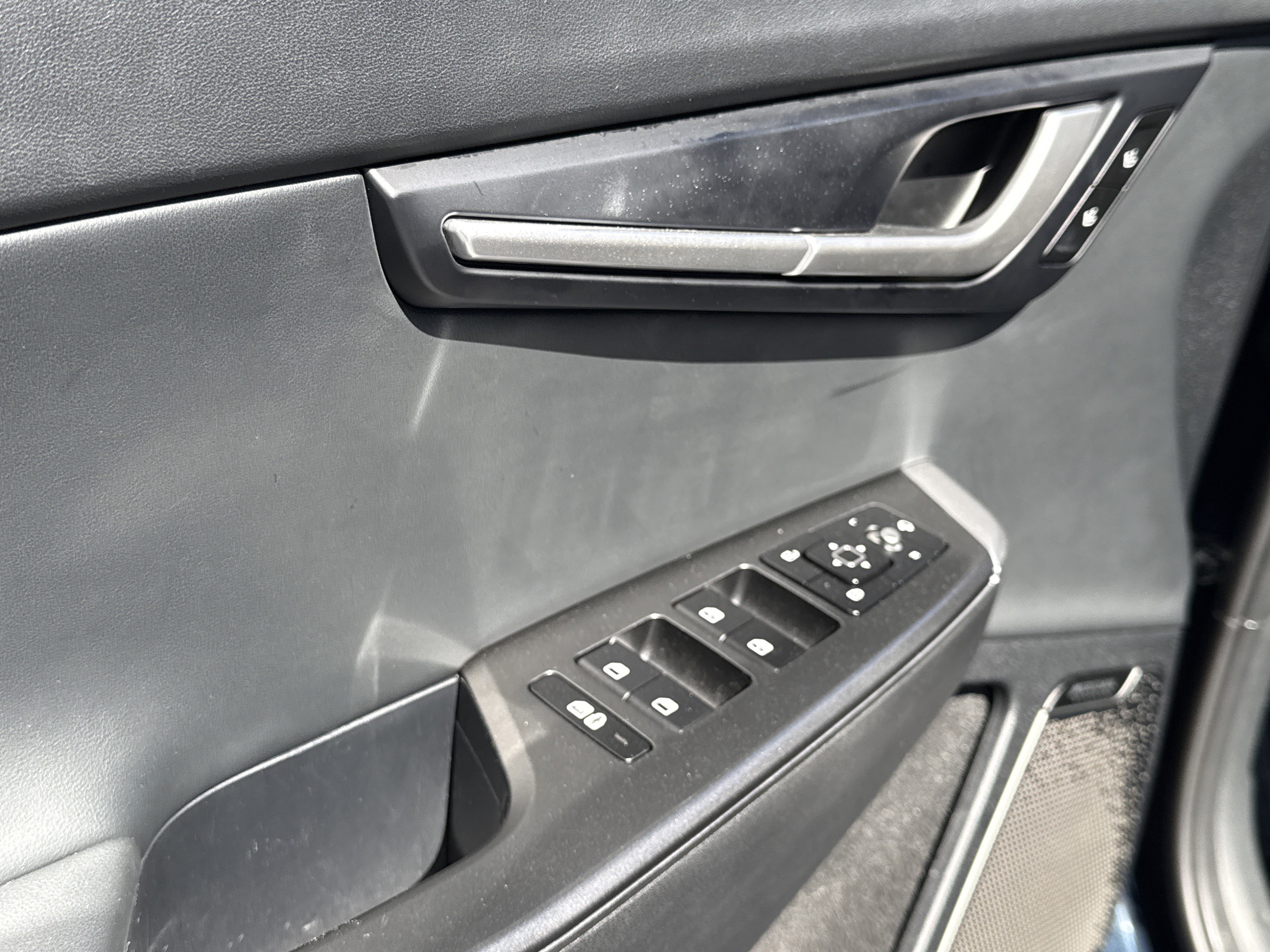 Used 2024 Kia EV6 Wind image 25