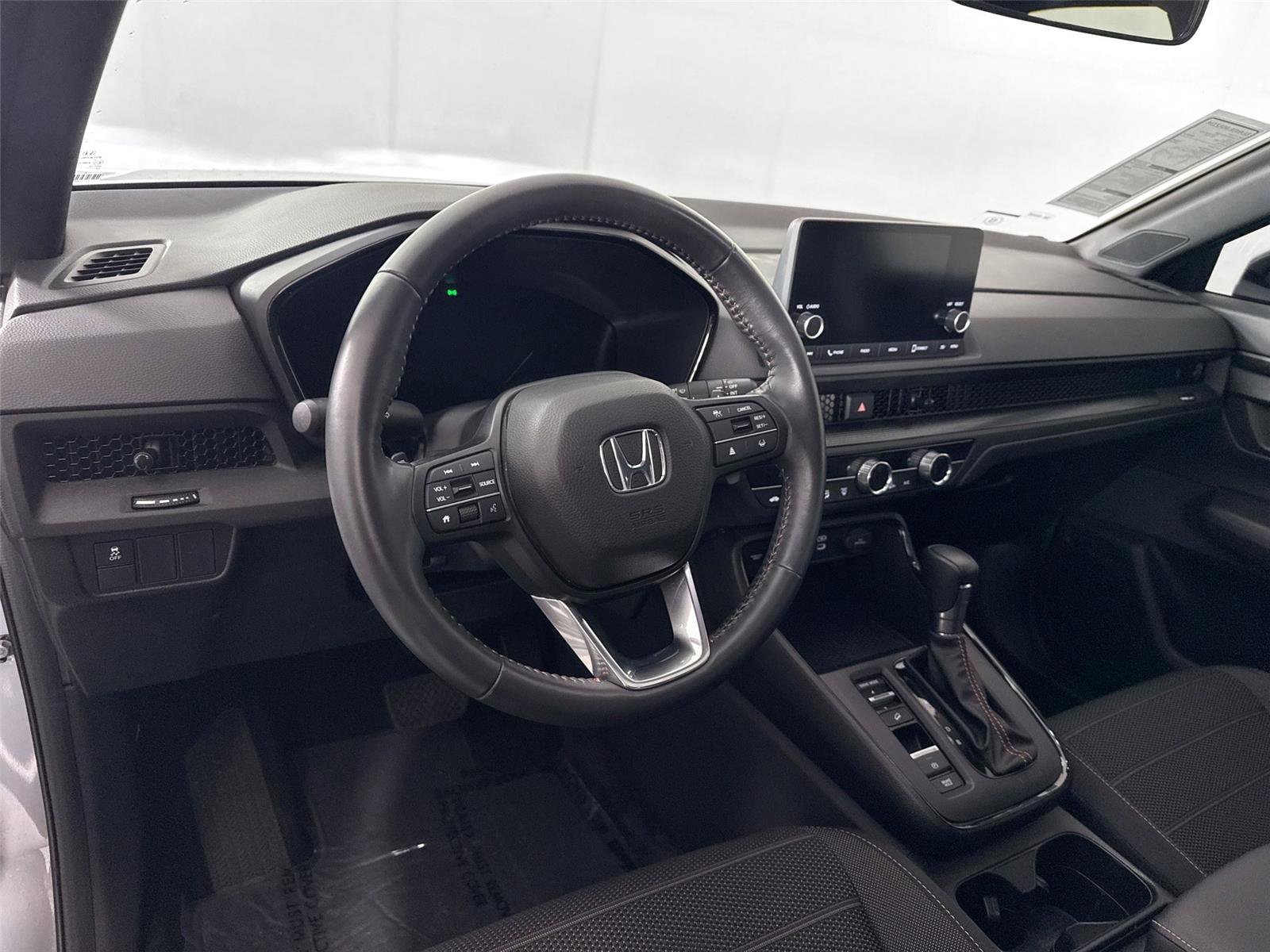 Used 2023 Honda CR-V Sport image 4