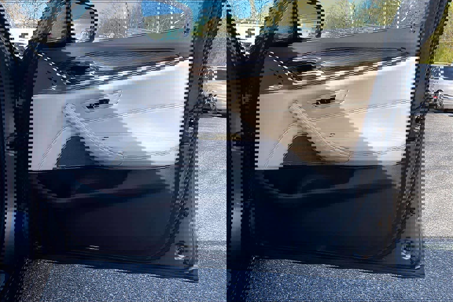 Used 2018 BMW 530e xDrive image 24