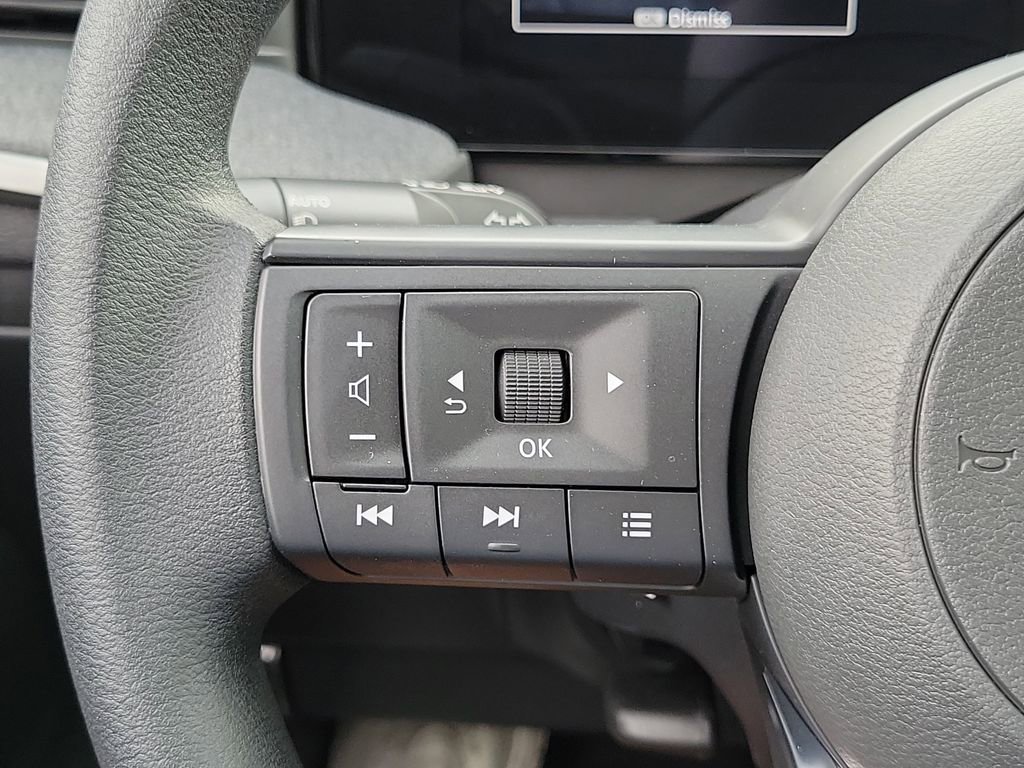 New 2026 Nissan Kicks S image 6