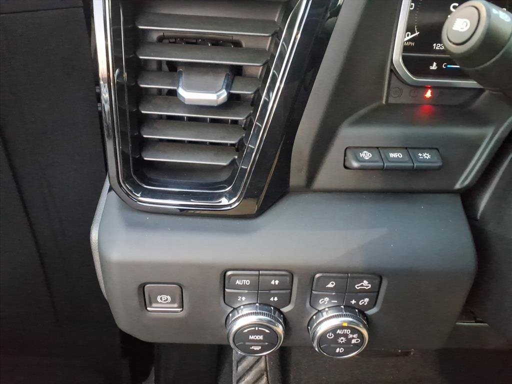 Used 2024 GMC Sierra 1500 AT4 w/ Technology Package image 25