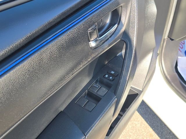 Used 2019 Toyota Corolla SE image 11
