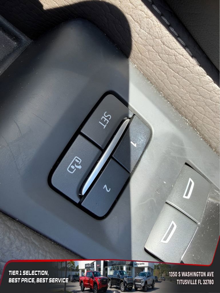 Used 2022 GMC Yukon Denali AWD/4WD image 17