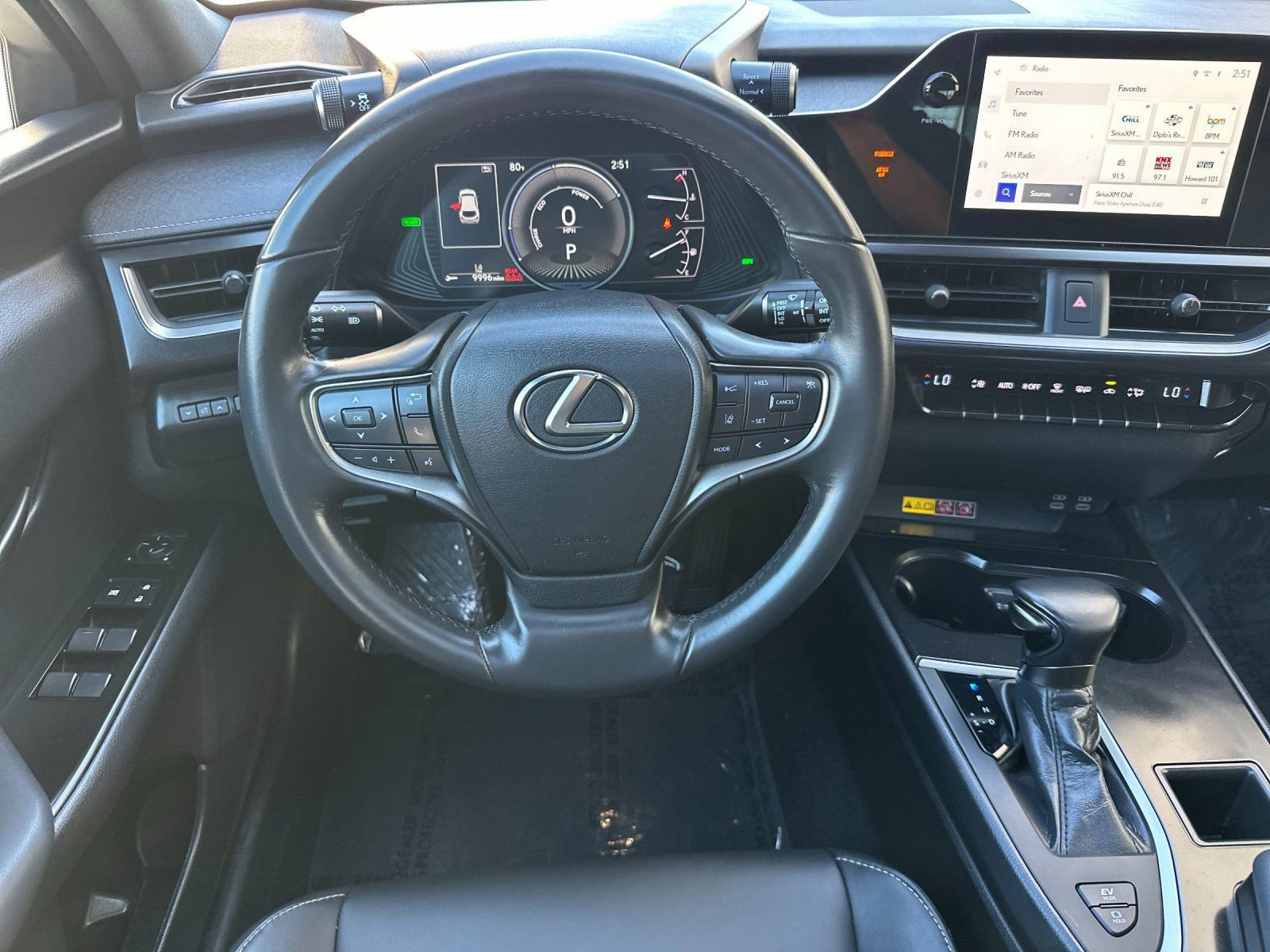Used 2024 Lexus UX 250h FWD image 16