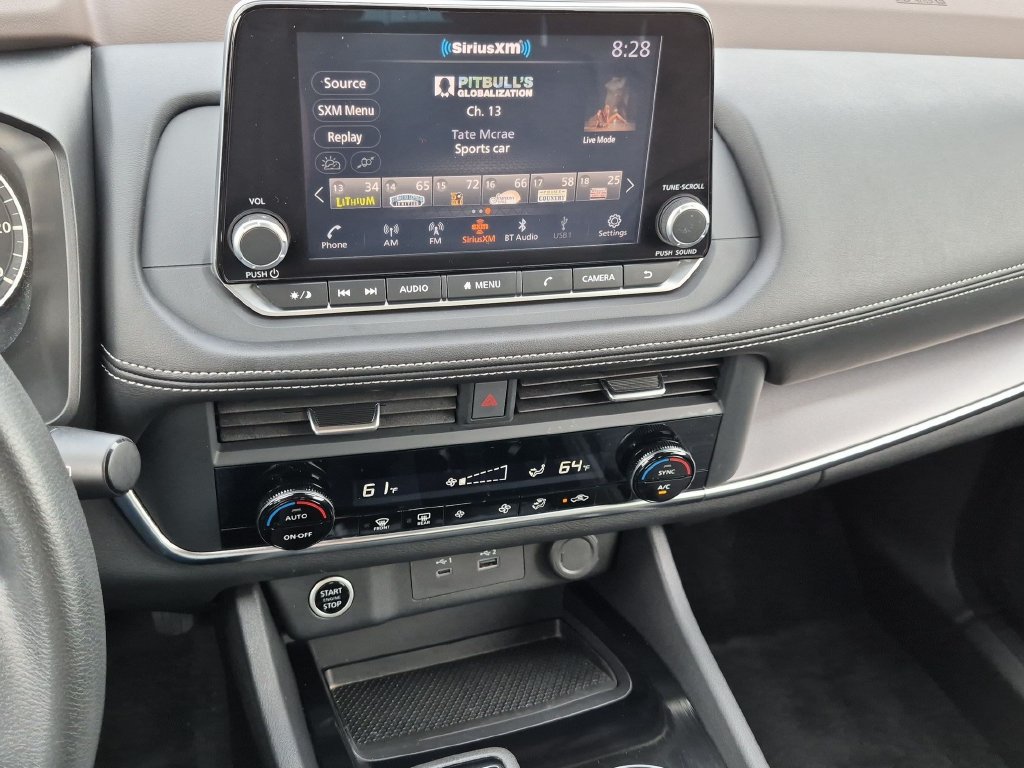 Used 2023 Nissan Rogue SV AWD/4WD image 17