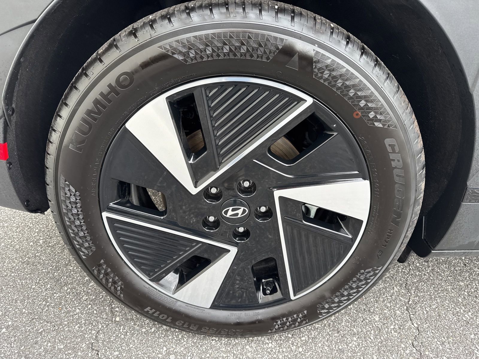 Used 2025 Hyundai Ioniq 5 SEL image 10