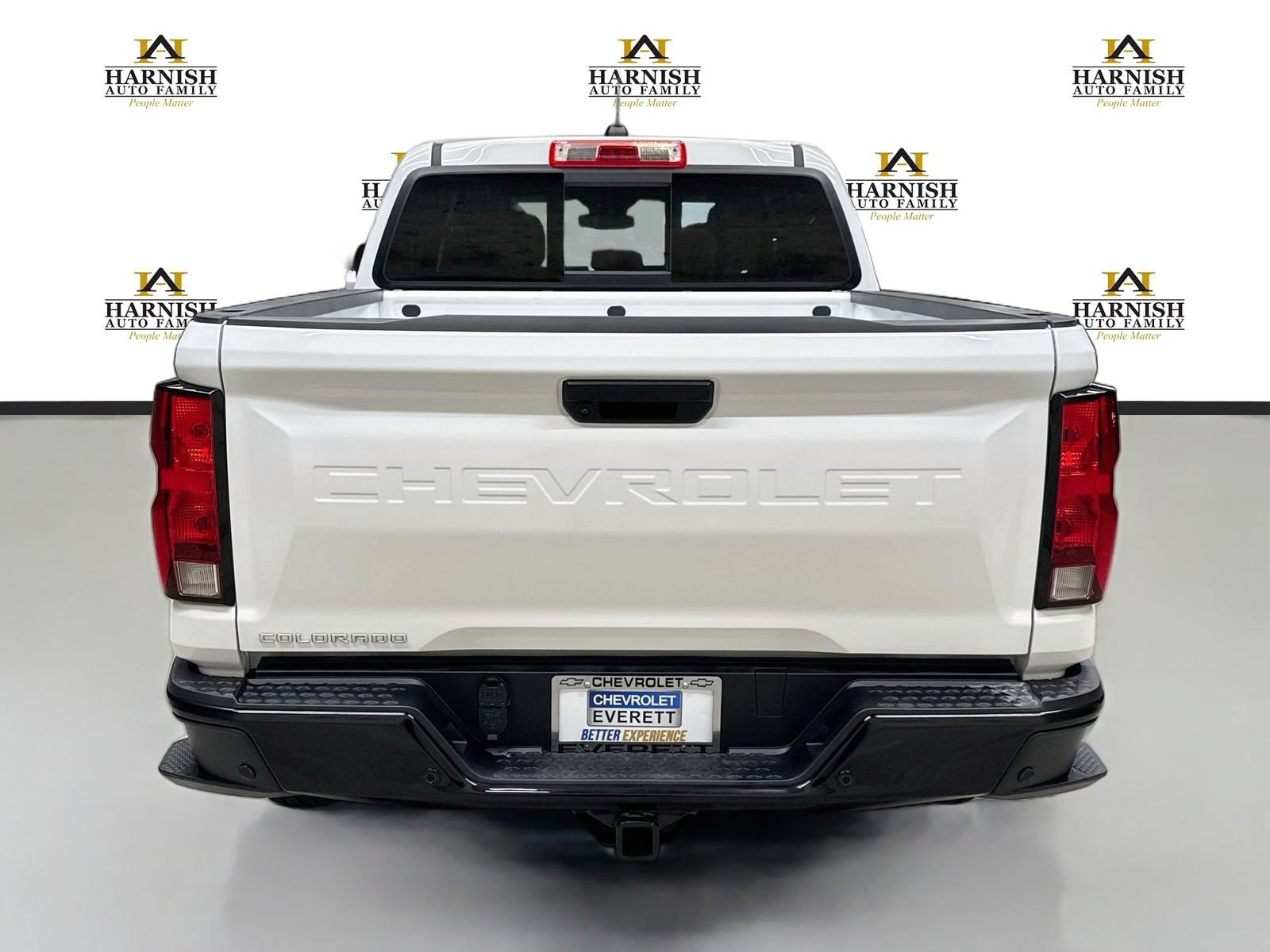 Used 2025 Chevrolet Colorado W/T w/ Advanced Trailering Package AWD/4WD image 6