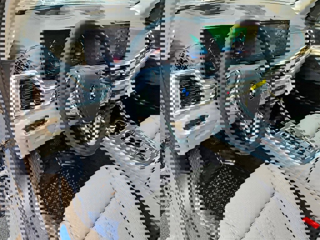 New 2026 BMW X7 xDrive40i image 9