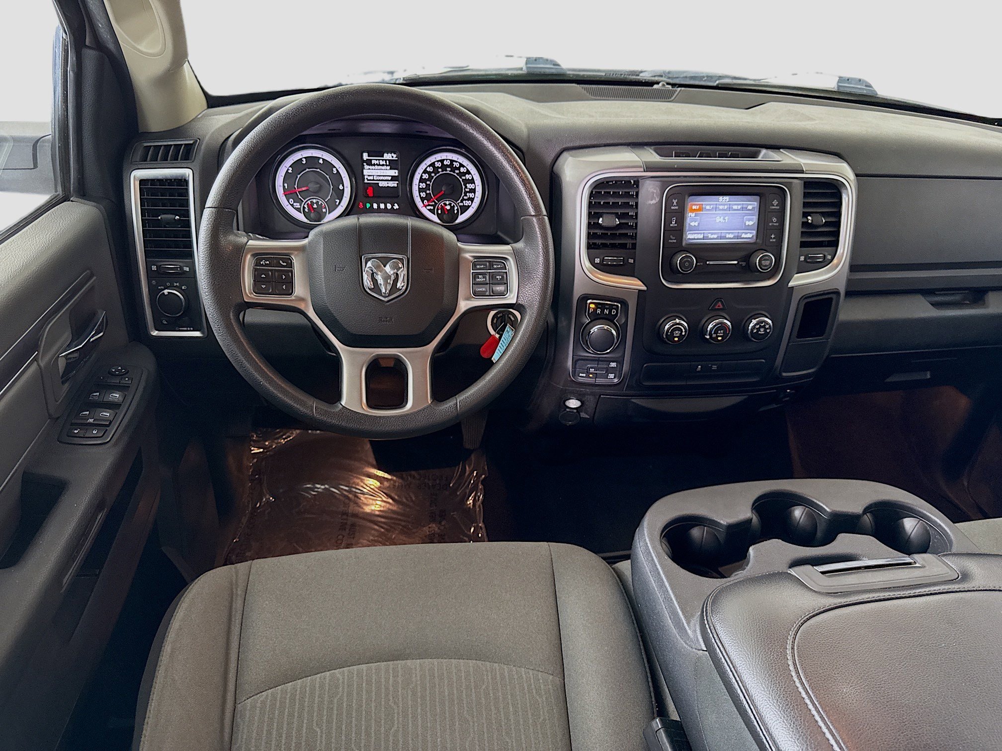 Used 2021 RAM 1500 Classic SLT image 17