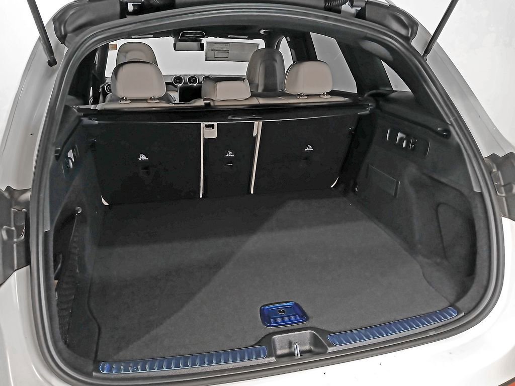 New 2026 Mercedes-Benz GLC 300 4MATIC image 8