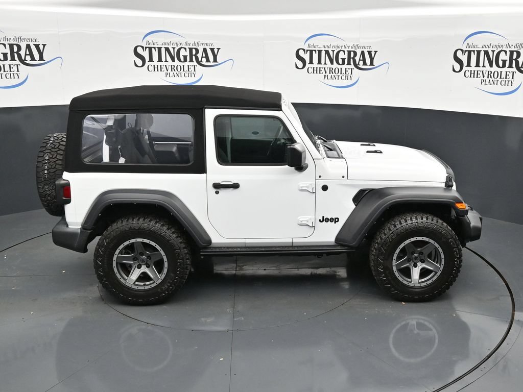 Used 2024 Jeep Wrangler Sport AWD/4WD image 25