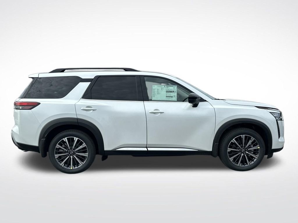 New 2026 Nissan Pathfinder Platinum AWD/4WD image 6