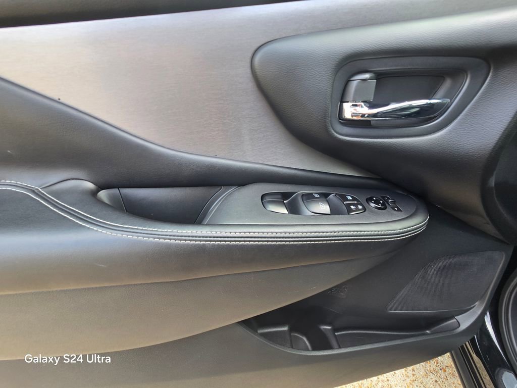 Used 2023 Nissan Murano SV image 14