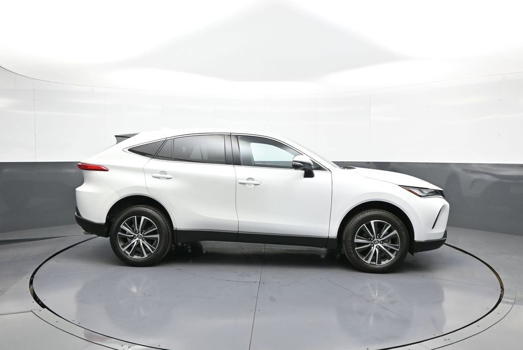 Certified 2024 Toyota Venza LE image 5