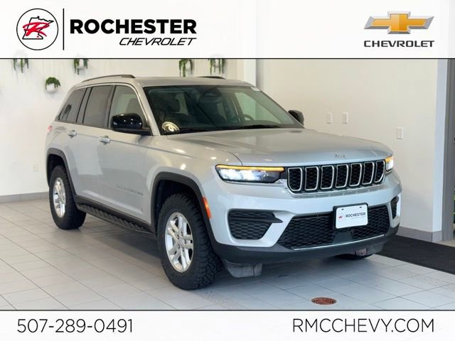 Used 2023 Jeep Grand Cherokee Laredo