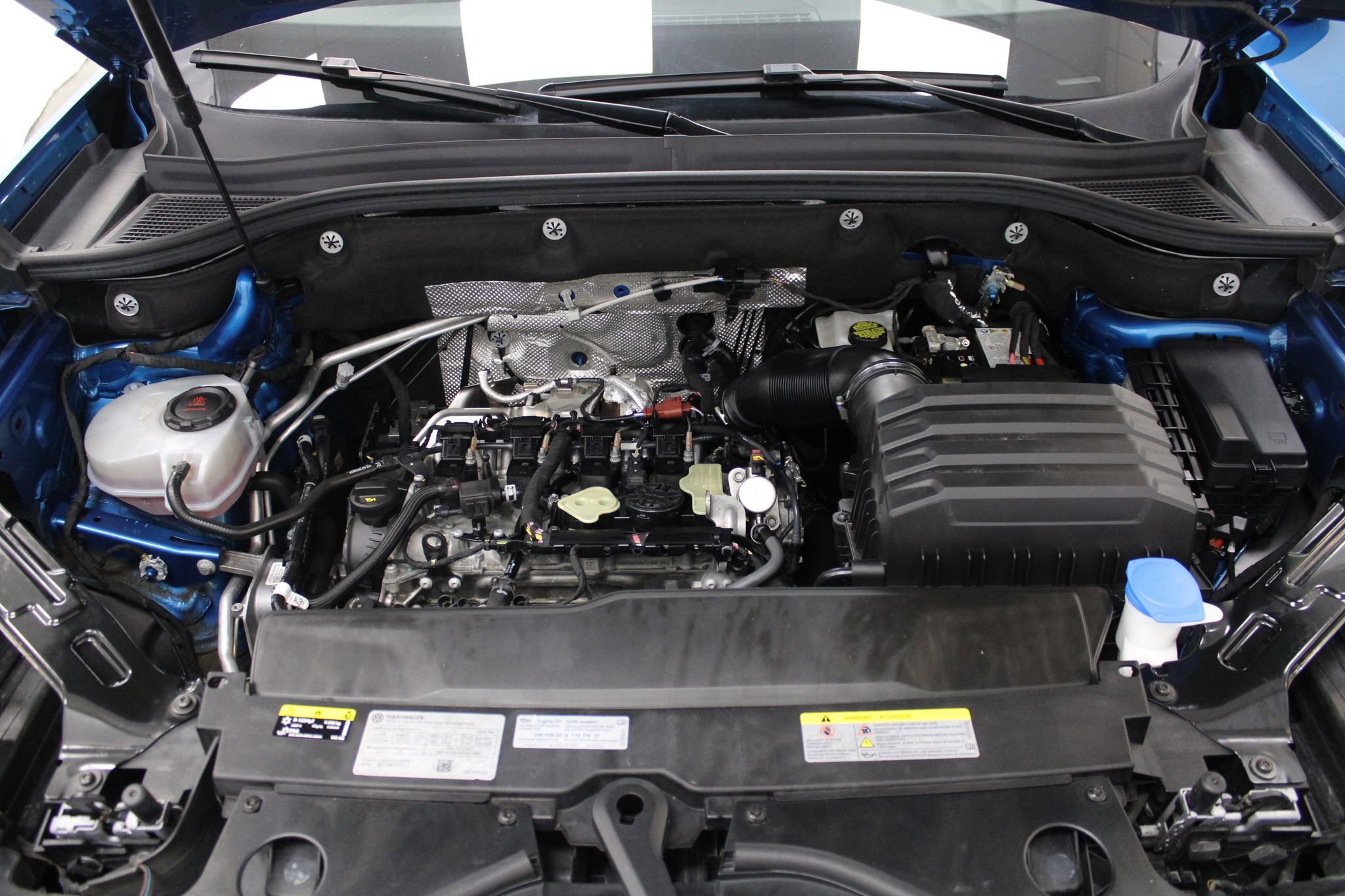 Used 2024 Volkswagen Atlas Cross Sport SE image 11