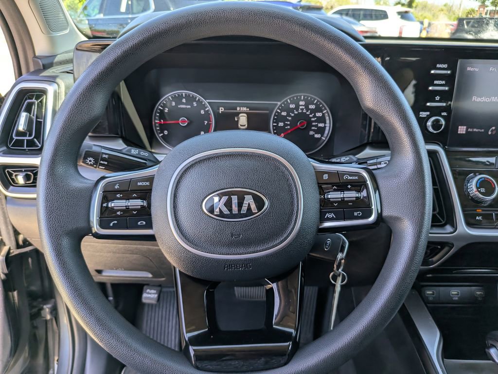 Certified 2021 Kia Sorento LX FWD image 29