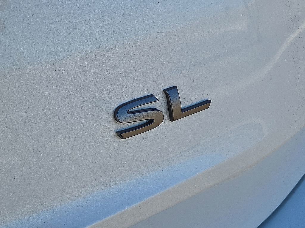 Used 2024 Nissan Rogue SL w/ SL Premium Package image 12