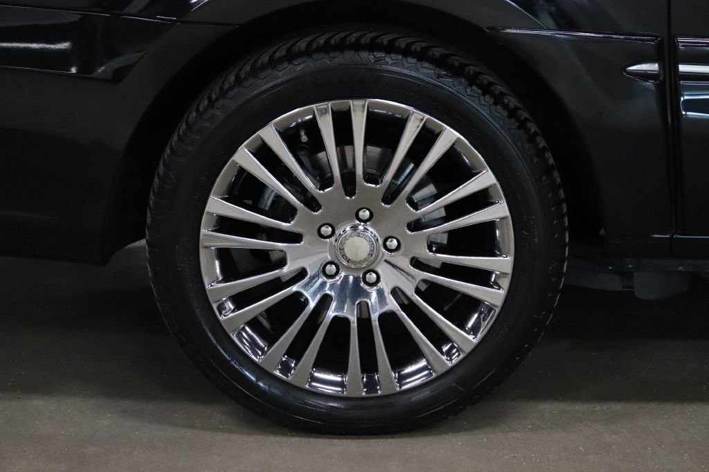 Used 2018 Mercedes-Benz Metris Passenger image 34