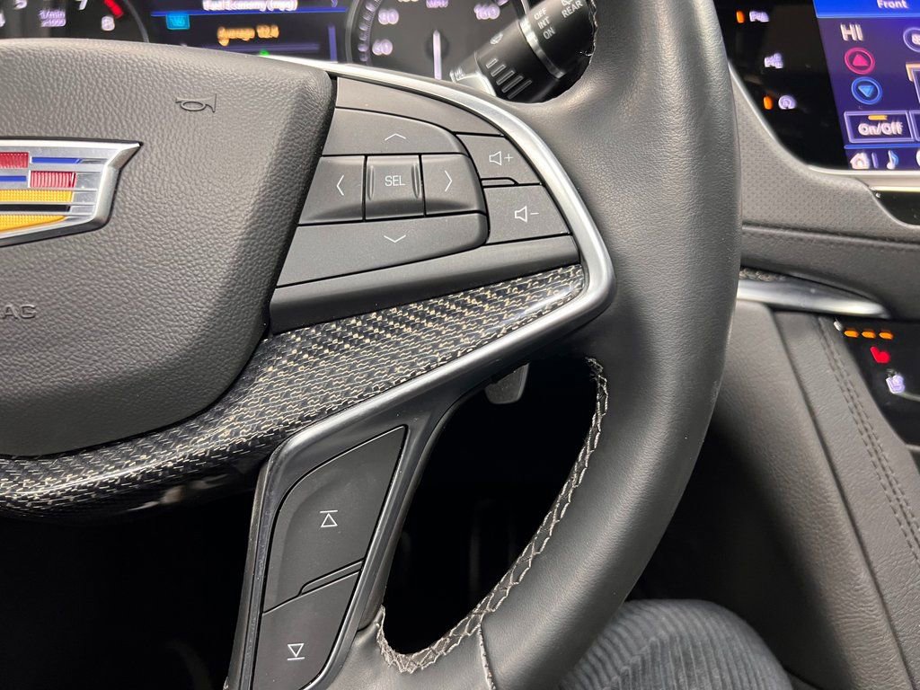 Used 2025 Cadillac XT5 Sportv w/ Technology Package AWD/4WD image 18