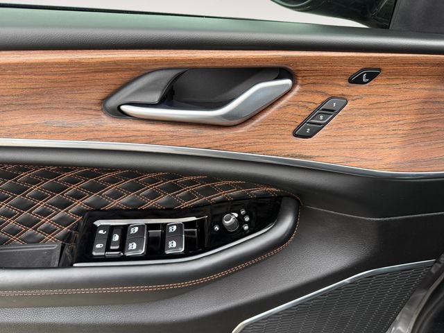 Used 2023 Jeep Grand Cherokee L Summit image 24