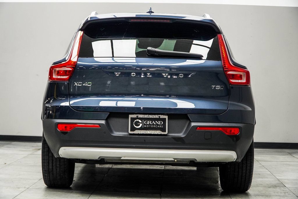 Used 2021 Volvo XC40 T5 Inscription w/ Climate Package AWD/4WD image 11
